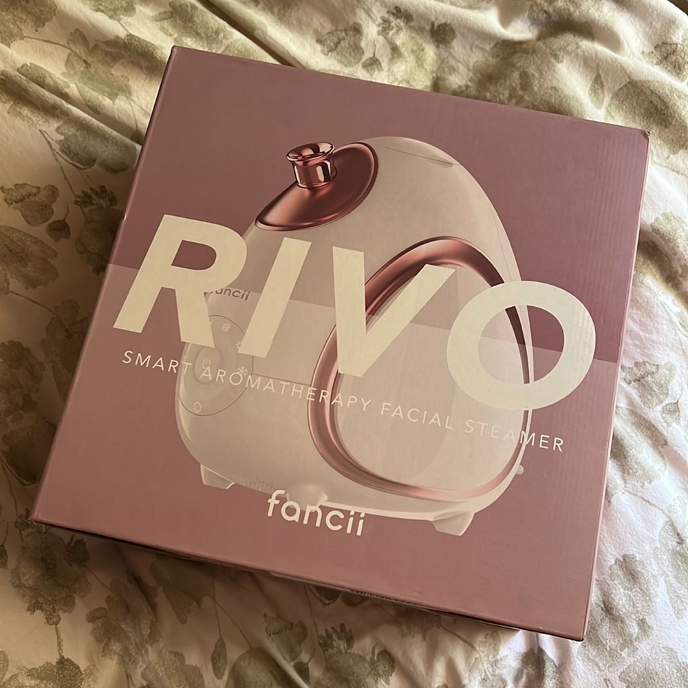 Smart aromatherapy facial steamer